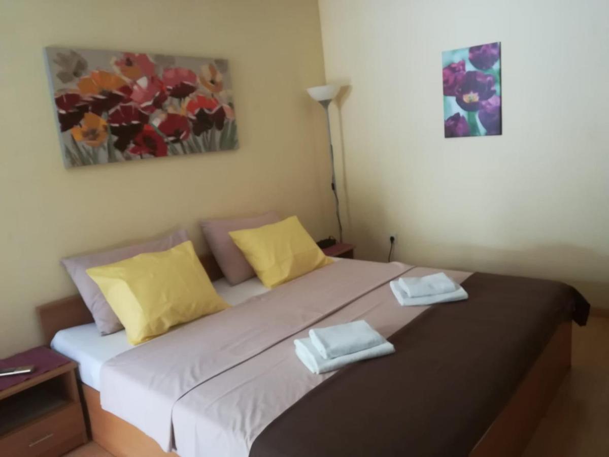 Apartments Veli Losinj Exterior photo