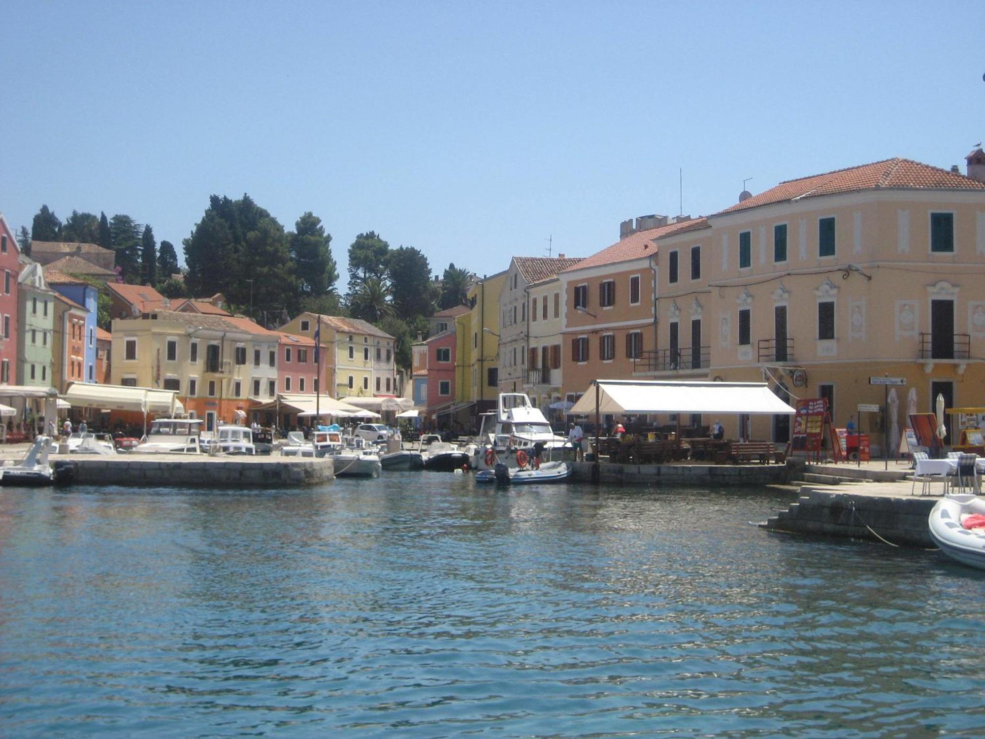 Apartments Veli Losinj Exterior photo